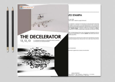 TheDecelarator